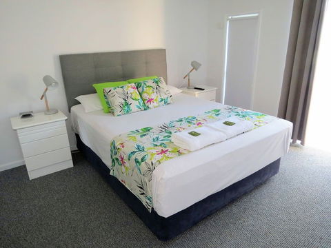 The Shores Holiday Apartments - Gold Coast 4U 1
