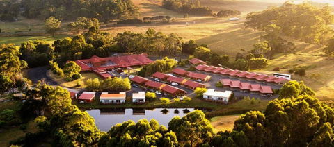 Tall Timbers - Accommodation Gold Coast 0