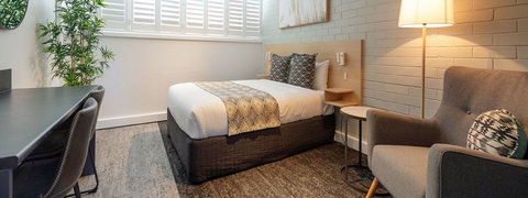 Fitzroy Motel - Accommodation Gold Coast 1