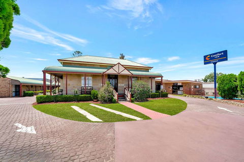 Comfort Inn Warwick - Gold Coast 4U 1