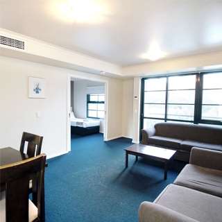 Arrow On Spencer - Accommodation Gold Coast 2