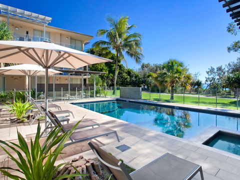 Maison Noosa Beachfront Resort - Accommodation Gold Coast 2