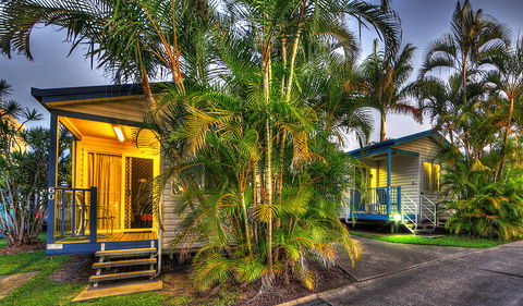 Alex Beach Cabins & Tourist Park - Accommodation Gold Coast 0