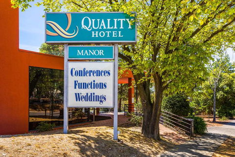 Quality Hotel Manor - Accommodation Gold Coast 0