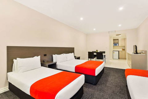 Quality Hotel Manor - Accommodation Gold Coast 5