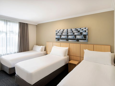 Mercure Sydney Blacktown - Gold Coast 4U 6