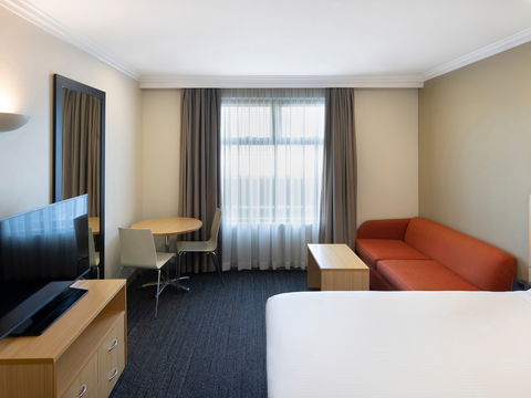 Mercure Sydney Blacktown - Gold Coast 4U 10