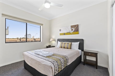 Blackwater Central Motel - Gold Coast 4U 5