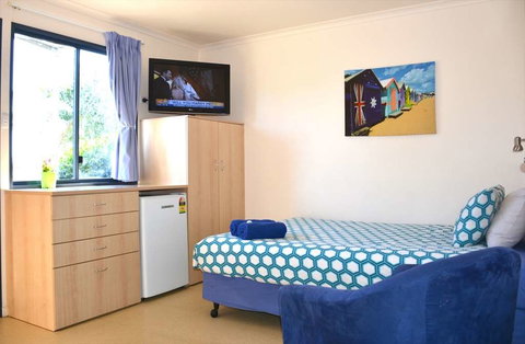 Vitrinite Village of Middlemount - Accommodation Gold Coast 6