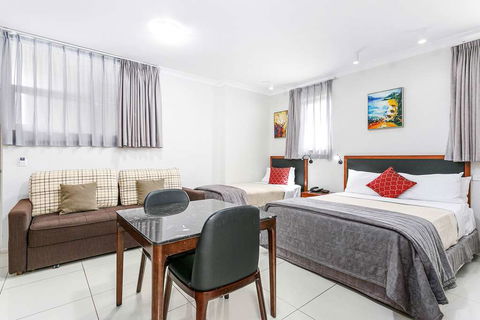 Comfort Inn & Suites Burwood - Gold Coast 4U 6