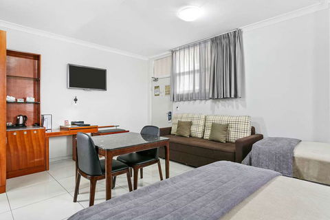 Comfort Inn & Suites Burwood - Gold Coast 4U 7