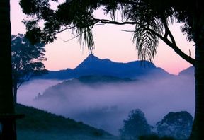 Hillcrest Mountain View Retreat - Accommodation Gold Coast 1