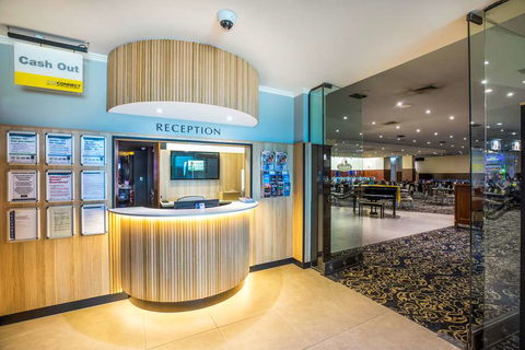 Nightcap at Seaford Hotel - Accommodation Gold Coast 1