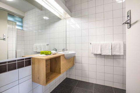 Nightcap at Seaford Hotel - Accommodation Gold Coast 3