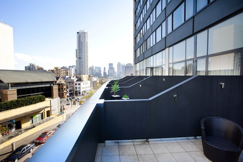 Larmont Sydney by Lancemore - 1 Gold Coast 11