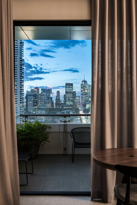 Larmont Sydney by Lancemore - 1 Gold Coast 15