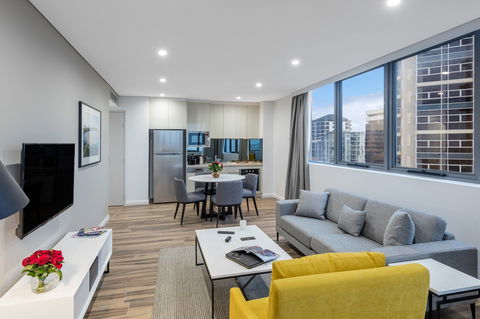 Meriton Suites Bondi Junction - Accommodation Gold Coast 5