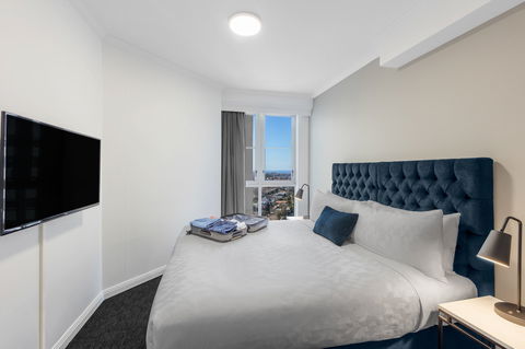 Meriton Suites Bondi Junction - Accommodation Gold Coast 9