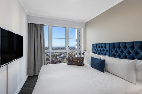 Meriton Suites Bondi Junction - Accommodation Gold Coast 13