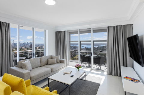 Meriton Suites Bondi Junction - Accommodation Gold Coast 15