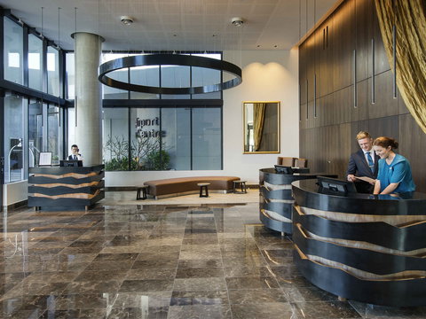 Pullman Brisbane Airport Hotel - 1 Gold Coast 0