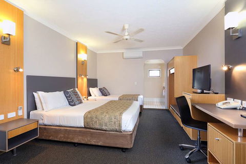 Brisbane International - Virginia - Gold Coast 4U 0