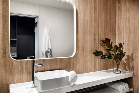 Veriu Green Square - 1 Gold Coast 8