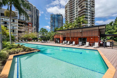 The Docks On Goodwin - Accommodation Gold Coast 4