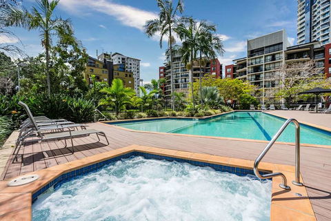 The Docks On Goodwin - Accommodation Gold Coast 6