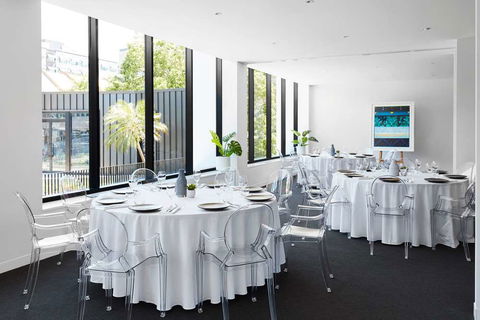 The Johnson - Accommodation Gold Coast 9