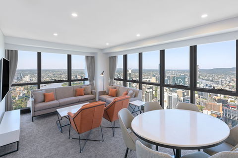 Meriton Suites Adelaide Street, Brisbane - Accommodation Gold Coast 5