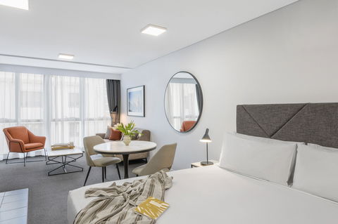 Meriton Suites Adelaide Street, Brisbane - Accommodation Gold Coast 7