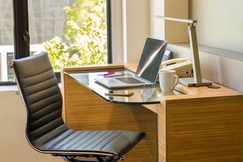 Crowne Plaza Canberra - Gold Coast 4U 5