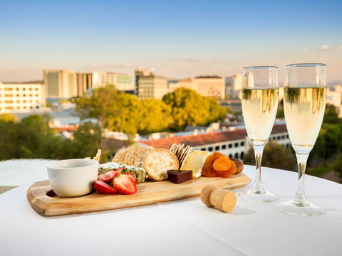 Novotel Canberra - Gold Coast 4U 2
