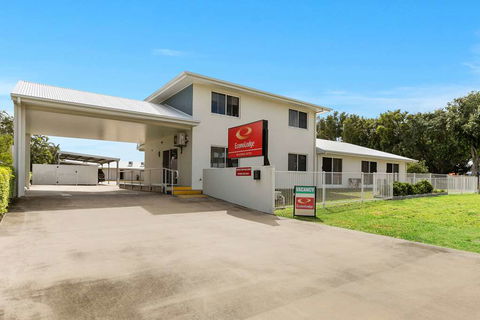 Econo Lodge Beachside - Accommodation Gold Coast 2