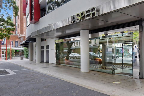 Astra Jasper - Accommodation Gold Coast 2