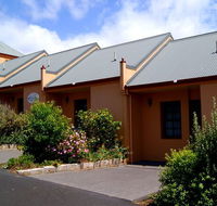 Meredith House and Mews - Accommodation Gold Coast