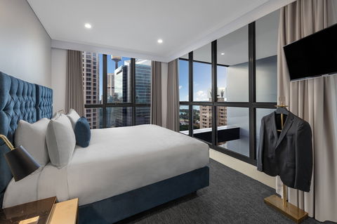 Meriton Suites Pitt Street - Accommodation Gold Coast 2