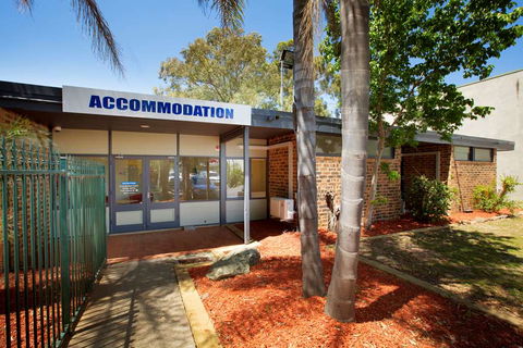 Nightcap at High Flyer Hotel - Accommodation Gold Coast 1