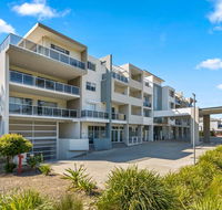 Quality Suites Pioneer Sands - Accommodation Gold Coast