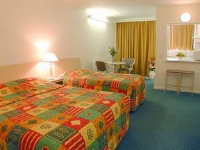Princes Park Motor Inn - Gold Coast 4U 2