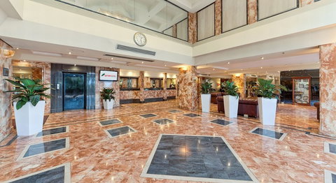 Bayview on the Park - Accommodation Gold Coast 1