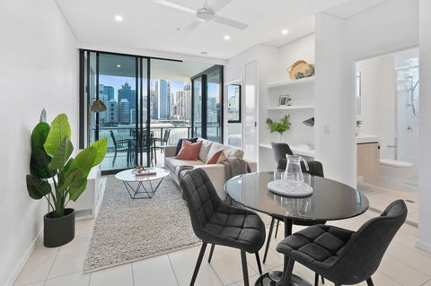 Arise On Hope Street - Accommodation Gold Coast 2