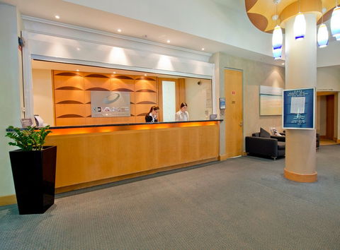 Oaks Waterfront Resort - Gold Coast 4U 1