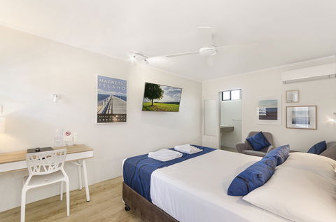 Beach House Motel - Accommodation Gold Coast 1