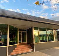Ashton Townhouse Motel  Suites Tumut - Gold Coast 4U