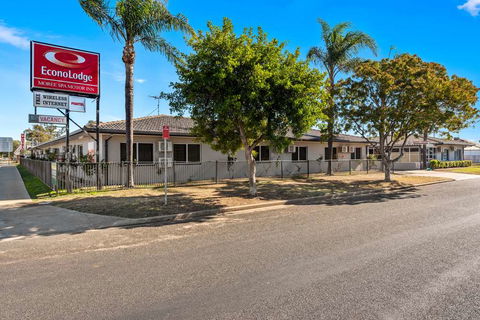 Econo Lodge Moree Spa Motor Inn - Gold Coast 4U 0