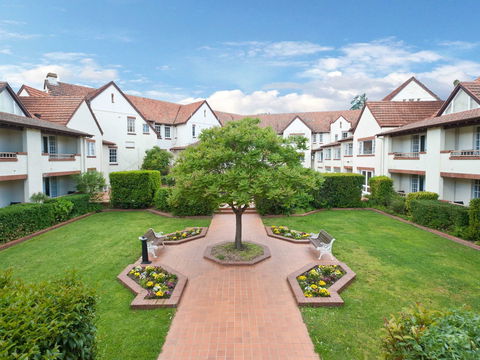 Mercure Canberra Hotel - Accommodation Gold Coast 2