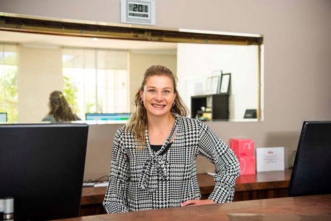 Winning Post Motel - Accommodation Gold Coast 1