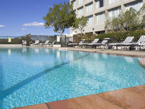 Mercure Hotel Parramatta - Gold Coast 4U 2